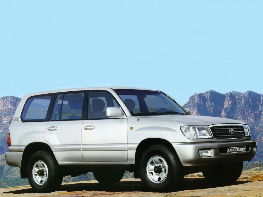  Toyota Land Cruiser 100 VX (J100-101) 1998 года  (фото 5 из 58)